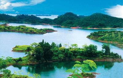 毕业季－－南京杭州上海+安徽黄山（西递、屏山）+千岛湖中心湖区+水乡乌镇完美江南双卧八日游