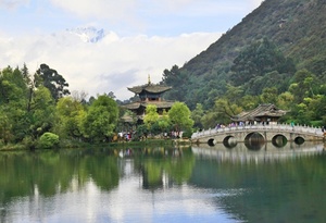 毕业季－云南昆明丽江大理双飞6日（大理古城、洋人街、玉龙雪山风景区、丽江古城、世博园、石林、花卉市场）