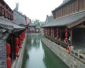 山东经典二日游（台儿庄大战纪念馆、台儿庄古城景区、微山湖红荷湿地公园）